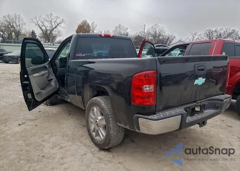 2010 Chevrolet Silverado C1500 z USA, uszkodzony, nr VIN 1GCPCPEX7AZ166436